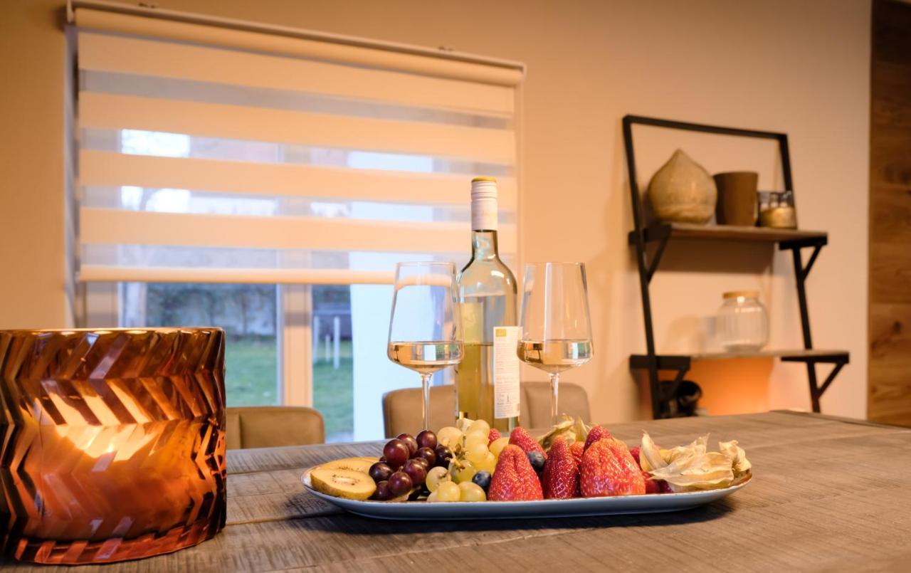 Ferienhaus Neuseenland Grosszossen エクステリア 写真