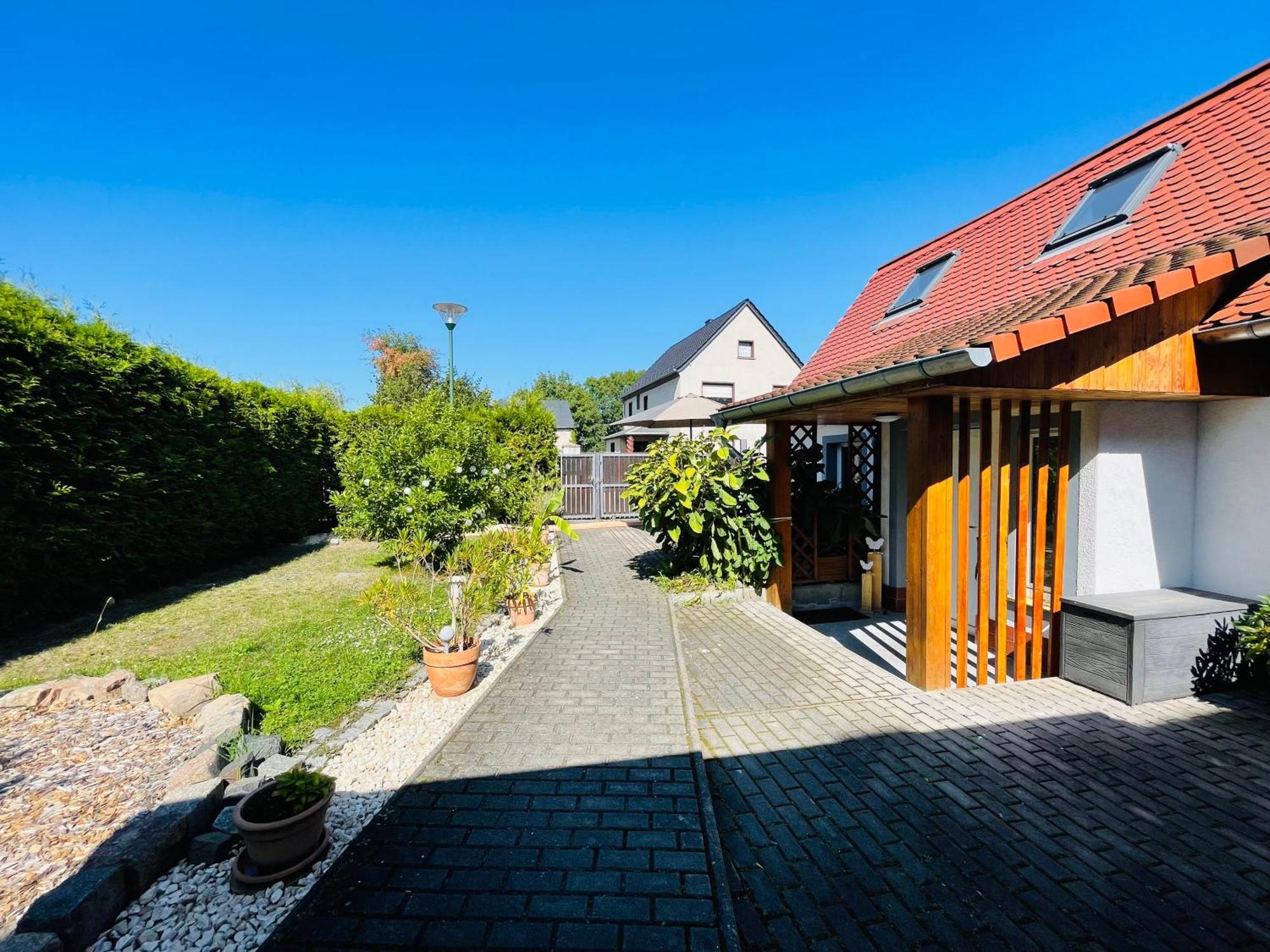 Ferienhaus Neuseenland Grosszossen エクステリア 写真